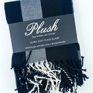 Plush Ultra Soft Classic Plaid Scarf